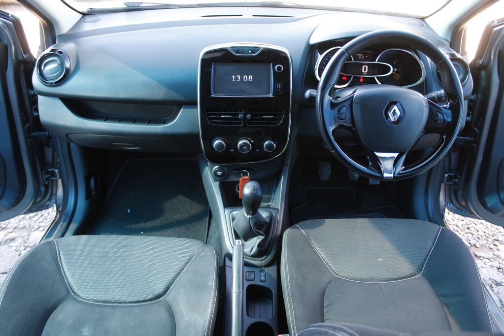 2015 RENAULT CLIO IV, Charcoal, 174956Kms, Manual, Hatchback, Petrol, R109 900, Wingfield CYD