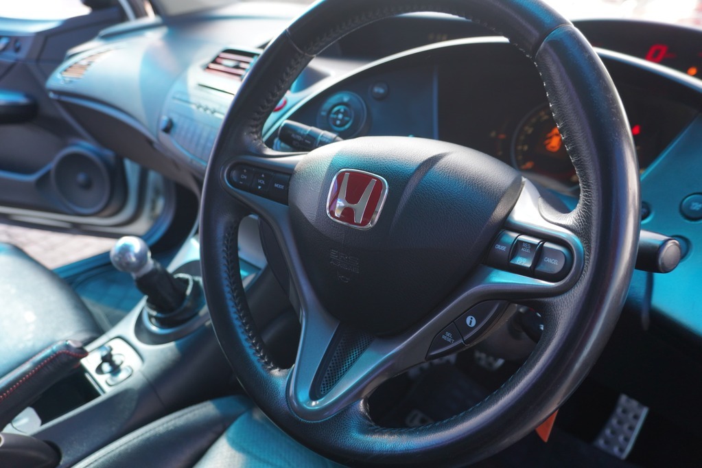 2011 HONDA CIVIC, White, 243891Kms, Manual, Hatchback, Petrol, R79 900, Wingfield CYD