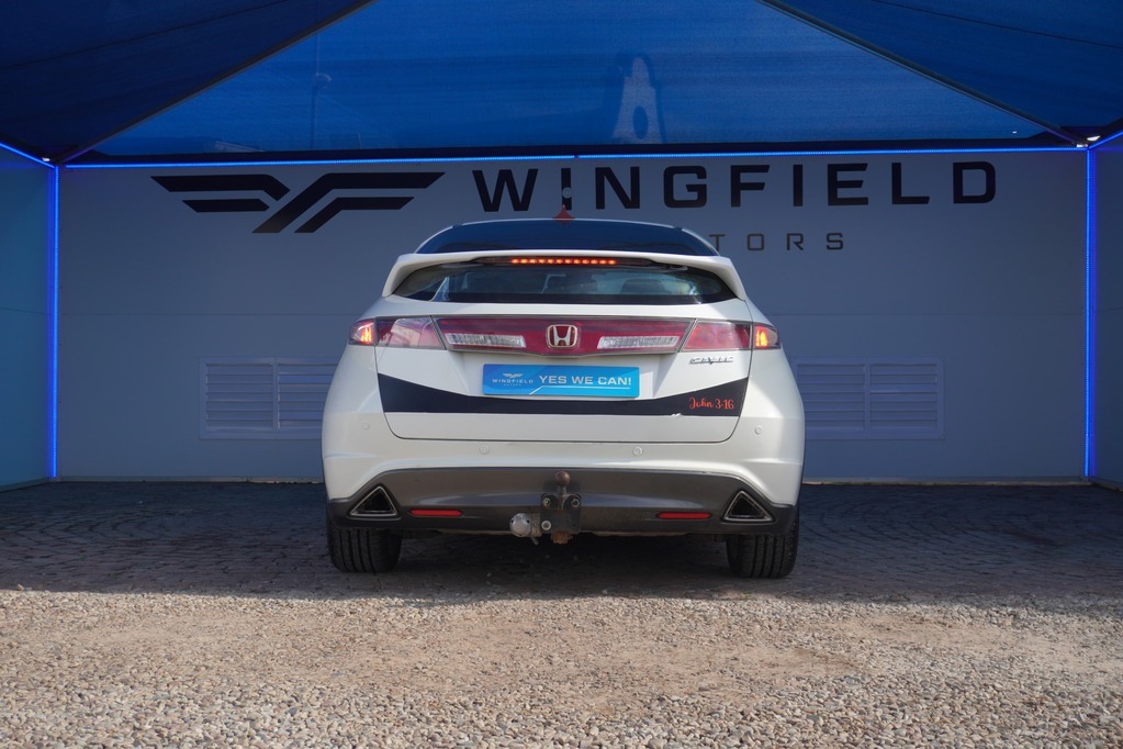 2011 HONDA CIVIC, White, 243891Kms, Manual, Hatchback, Petrol, R79 900, Wingfield CYD