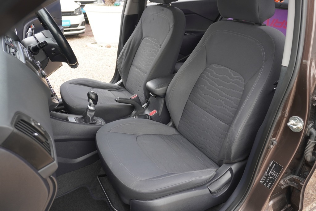 2012 KIA RIO, Brown, 176671Kms, Manual, Sedan, Petrol, R109 900, Wingfield CYD