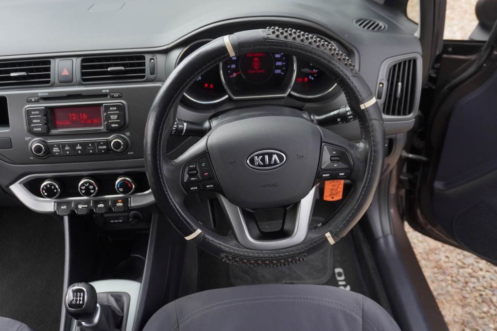 2012 KIA RIO, Brown, 176671Kms, Manual, Sedan, Petrol, R109 900, Wingfield CYD