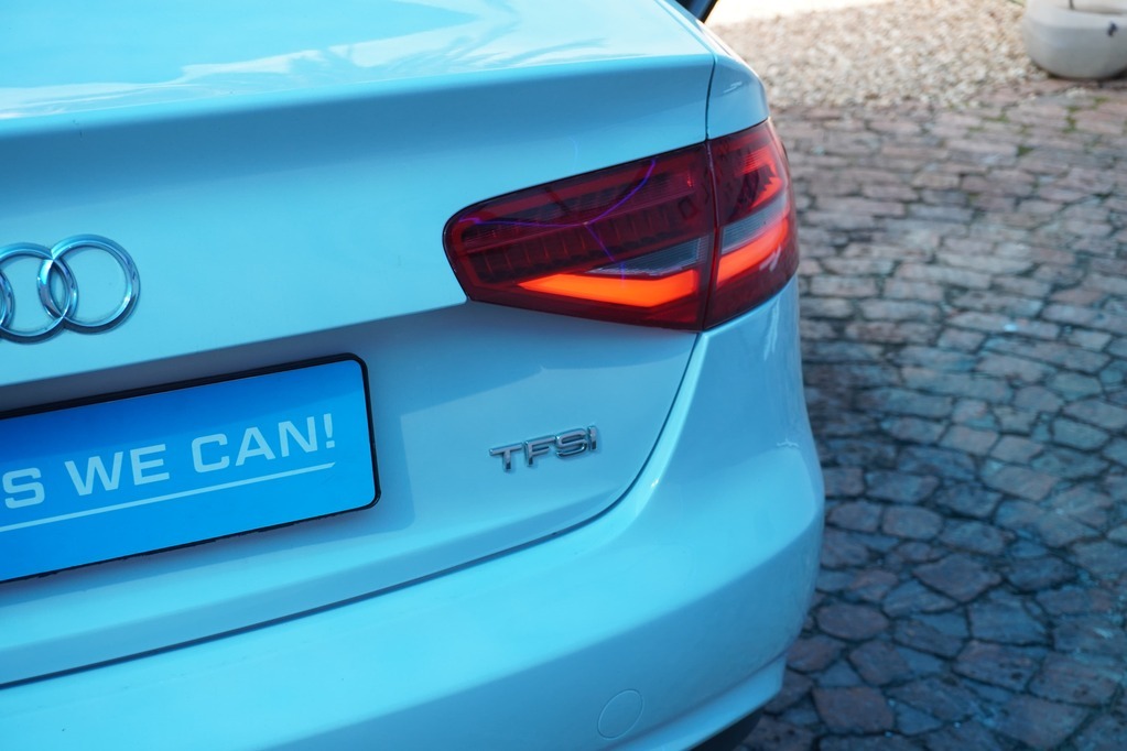 2014 AUDI A4, White, 123356Kms, Manual, Sedan, Petrol, R139 900, Wingfield CYD