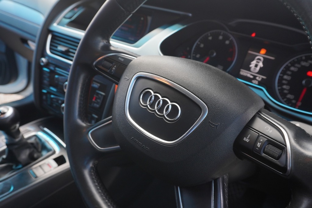 2014 AUDI A4, White, 123356Kms, Manual, Sedan, Petrol, R139 900, Wingfield CYD