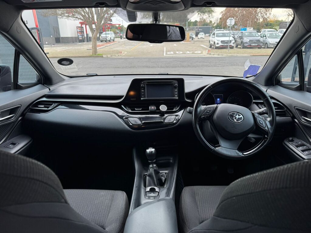 TOYOTA C-HR C-HR 1.2T PLUS