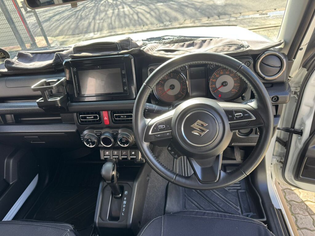 SUZUKI JIMNY JIMNY 1.5i GLX AT