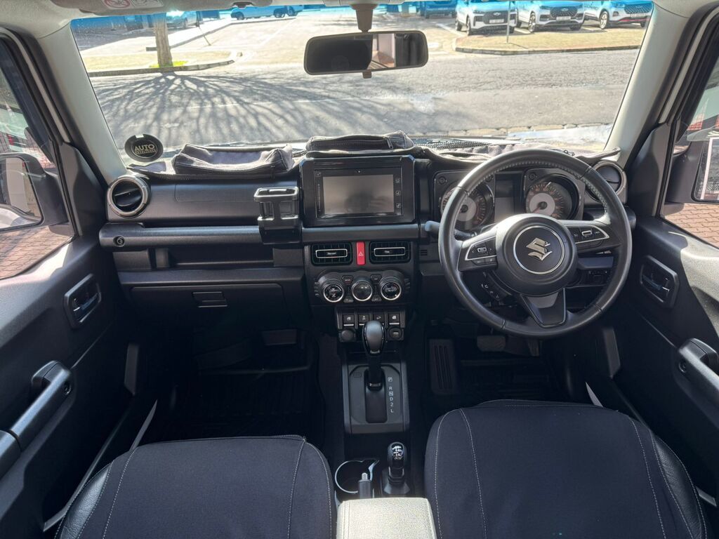 SUZUKI JIMNY JIMNY 1.5i GLX AT