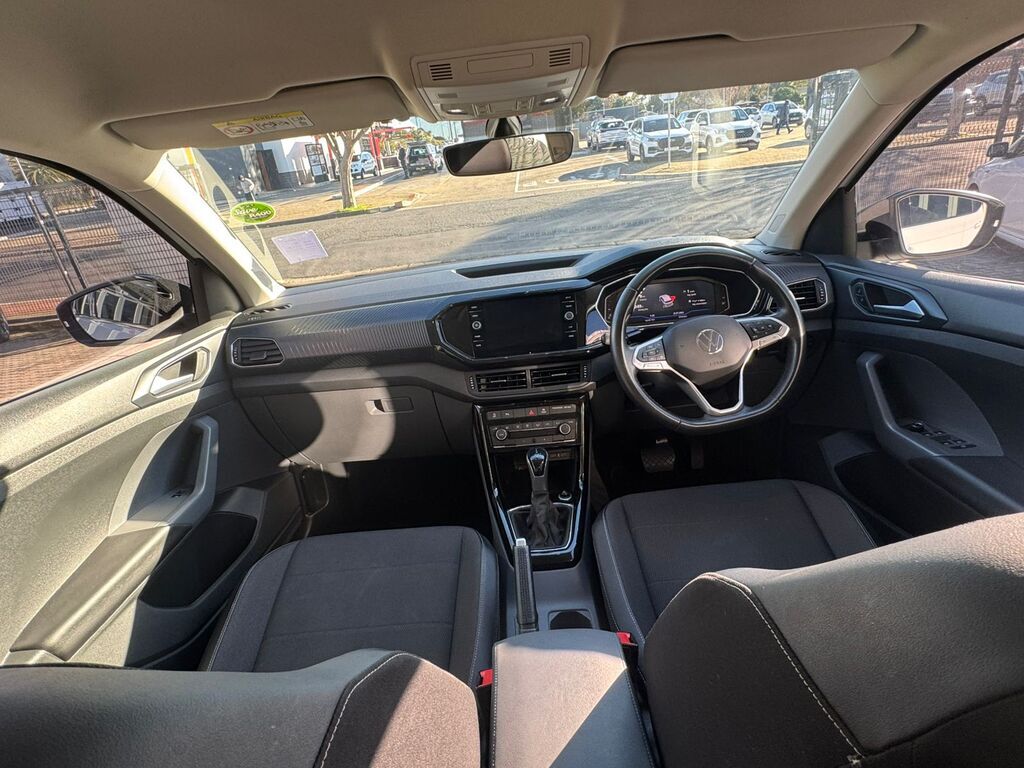 VOLKSWAGEN T-CROSS T-CROSS 1.0 TSI HIGHLINE DSG - 9