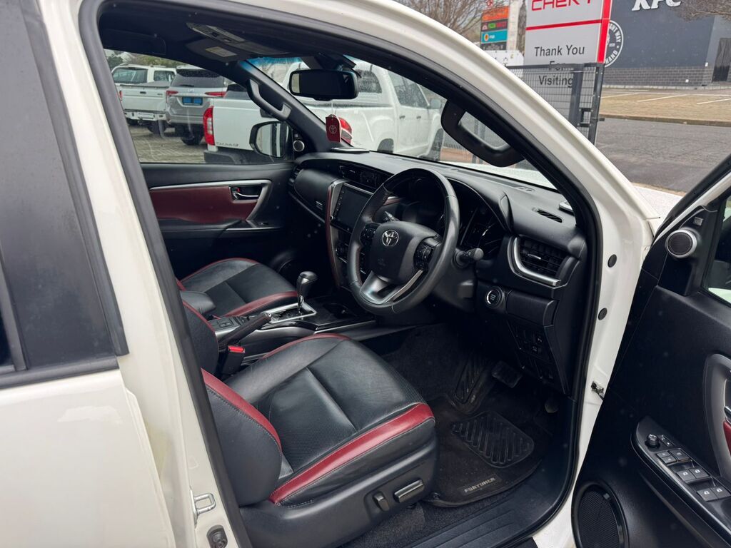 TOYOTA FORTUNER FORTUNER 2.8 GD-6 4X4 VX A/T
