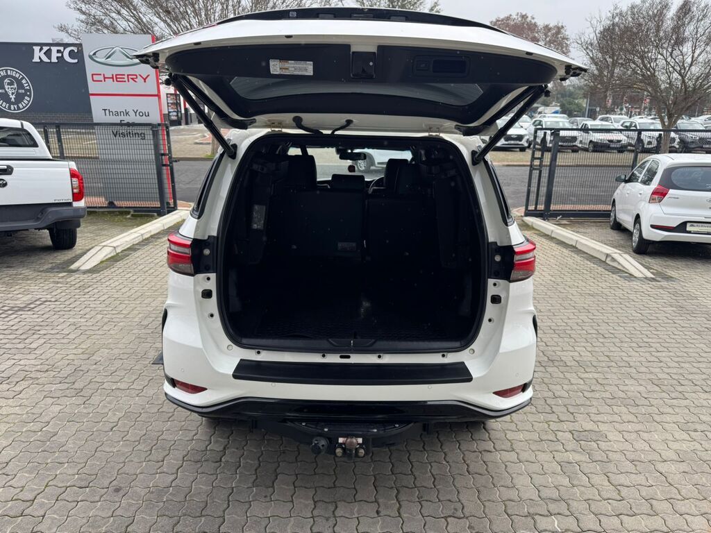TOYOTA FORTUNER FORTUNER 2.8 GD-6 4X4 VX A/T