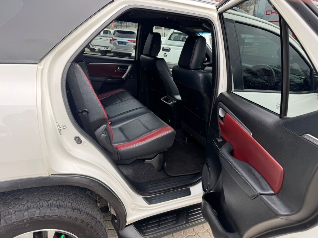 TOYOTA FORTUNER FORTUNER 2.8 GD-6 4X4 VX A/T