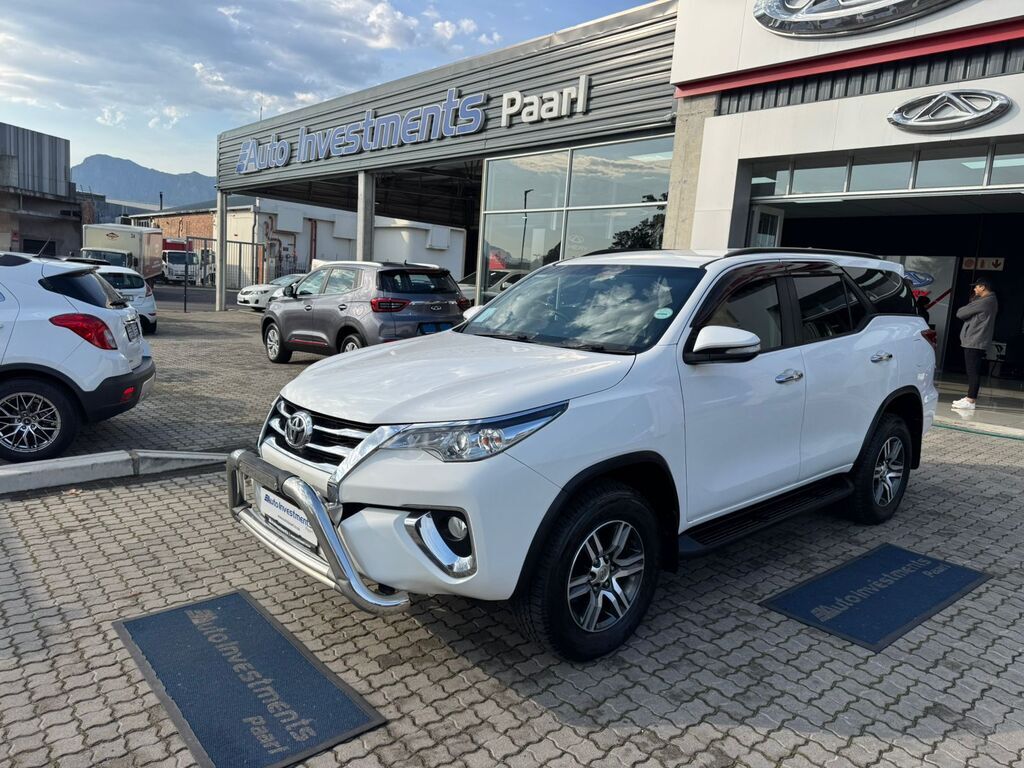 TOYOTA FORTUNER FORTUNER 2.4GD-6 R/B