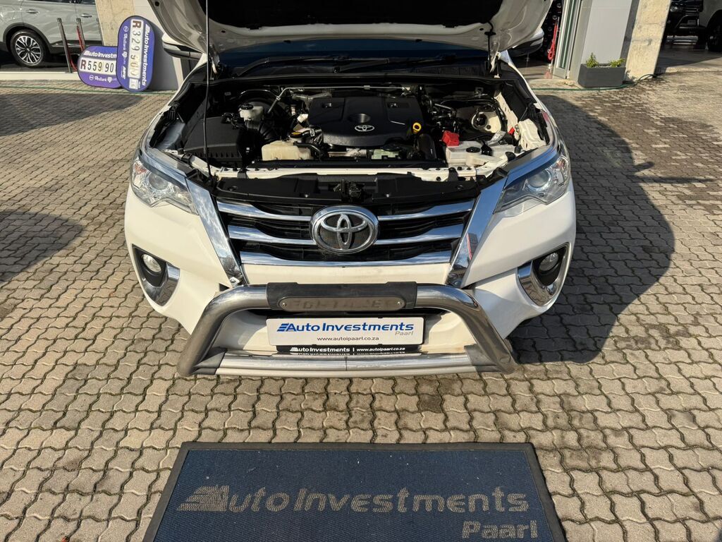 TOYOTA FORTUNER FORTUNER 2.4GD-6 R/B