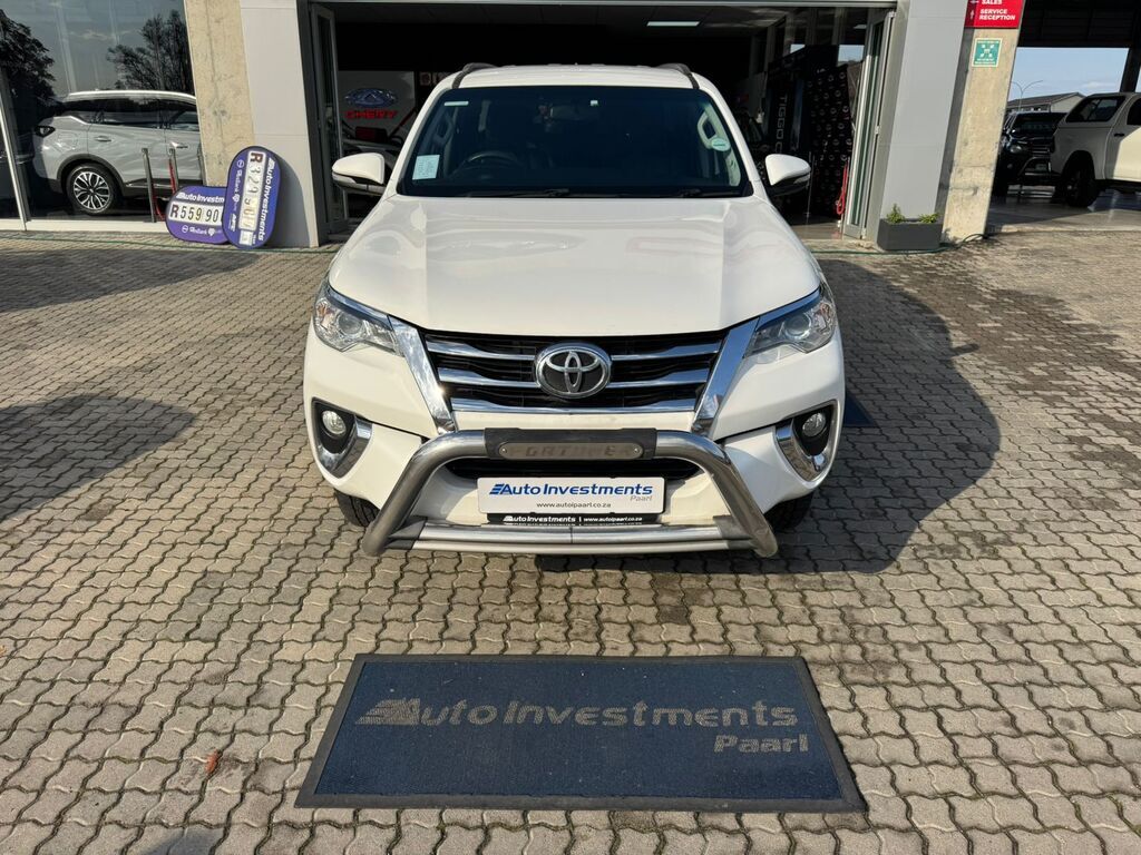 TOYOTA FORTUNER FORTUNER 2.4GD-6 R/B