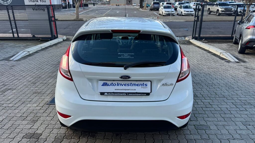 FORD FIESTA FIESTA 1.4 AMBIENTE 5 Dr - 6