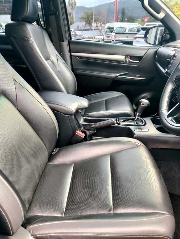 TOYOTA HILUX HILUX 2.8 GD-6 RB LEGEND A/T P/U D/C