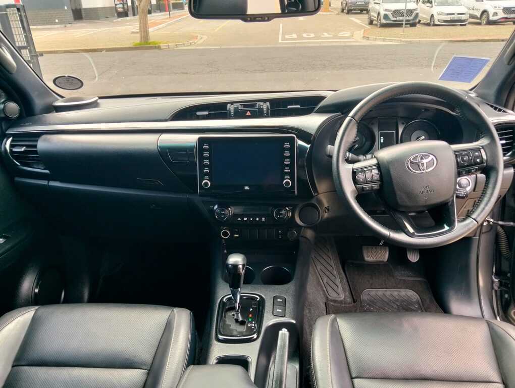 TOYOTA HILUX HILUX 2.8 GD-6 RB LEGEND A/T P/U D/C