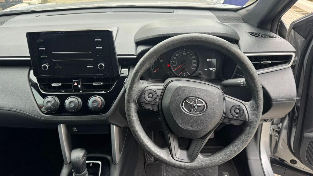 TOYOTA COROLLA CROSS COROLLA CROSS 1.8 XI - 11