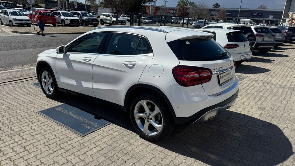 MERCEDES-BENZ GLA GLA 200 - 2
