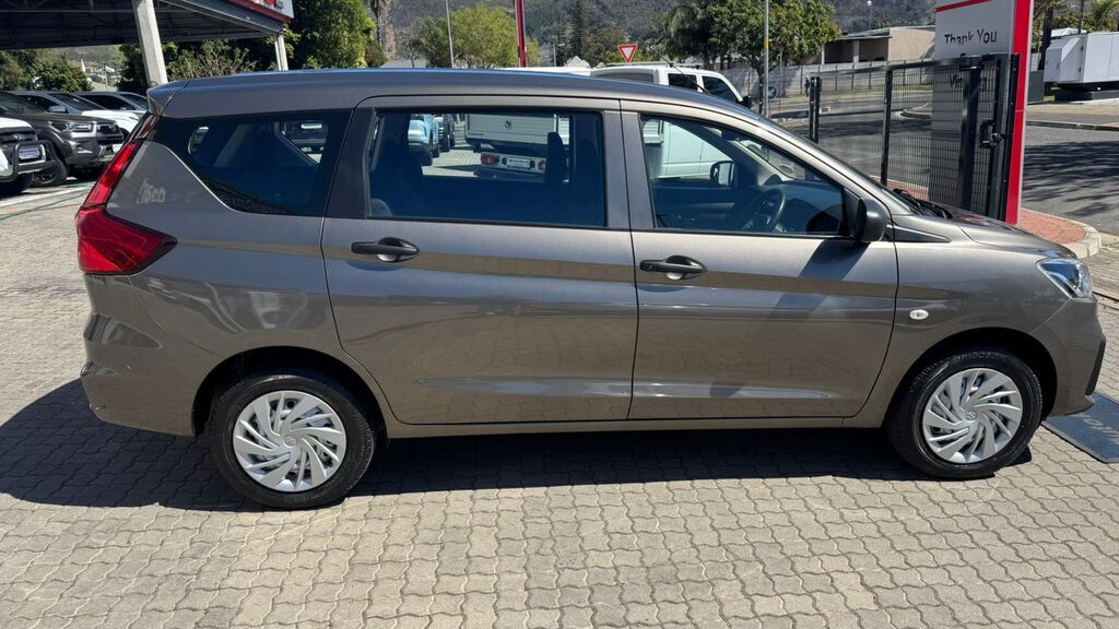 SUZUKI ERTIGA ERTIGA 1.5 GA - 8