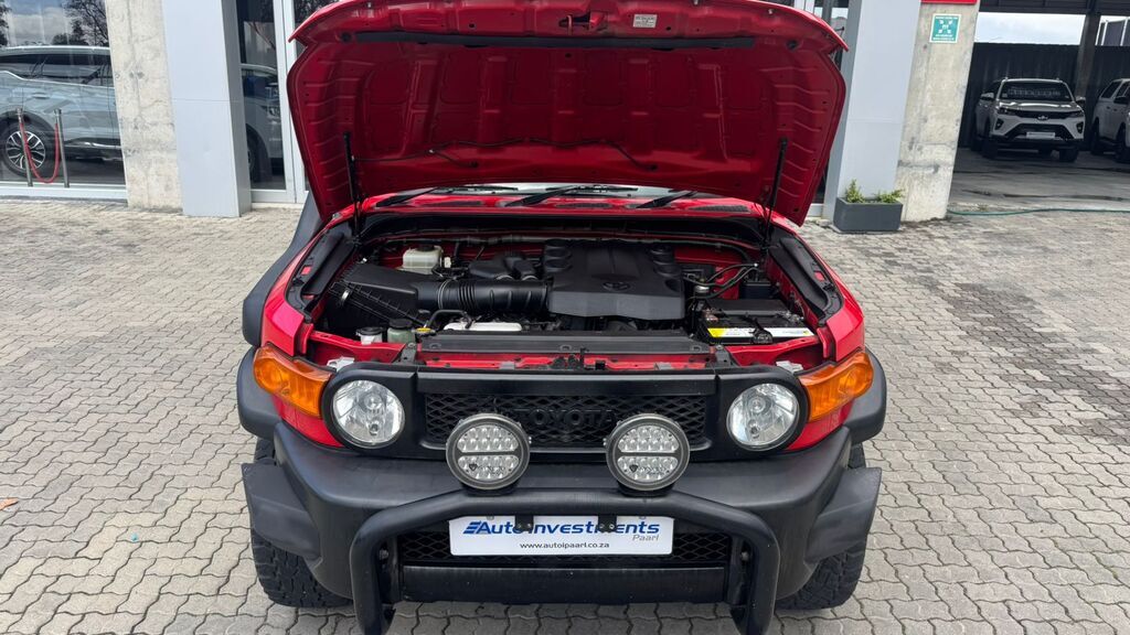 TOYOTA LANDCRUISER FJ CRUISER 4.0 V6 - 8