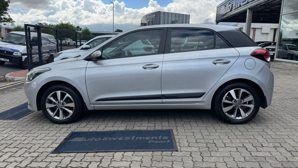 HYUNDAI I20 i20 1.4 FLUID A/T - 2