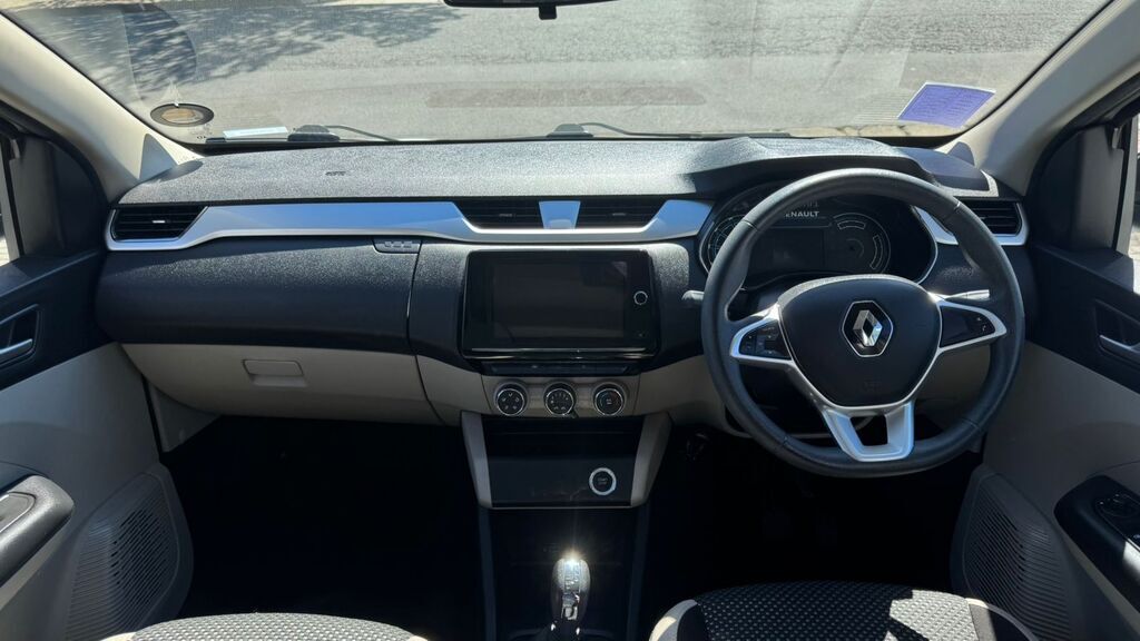 RENAULT TRIBER TRIBER 1.0 PRESTIGE AMT - 10