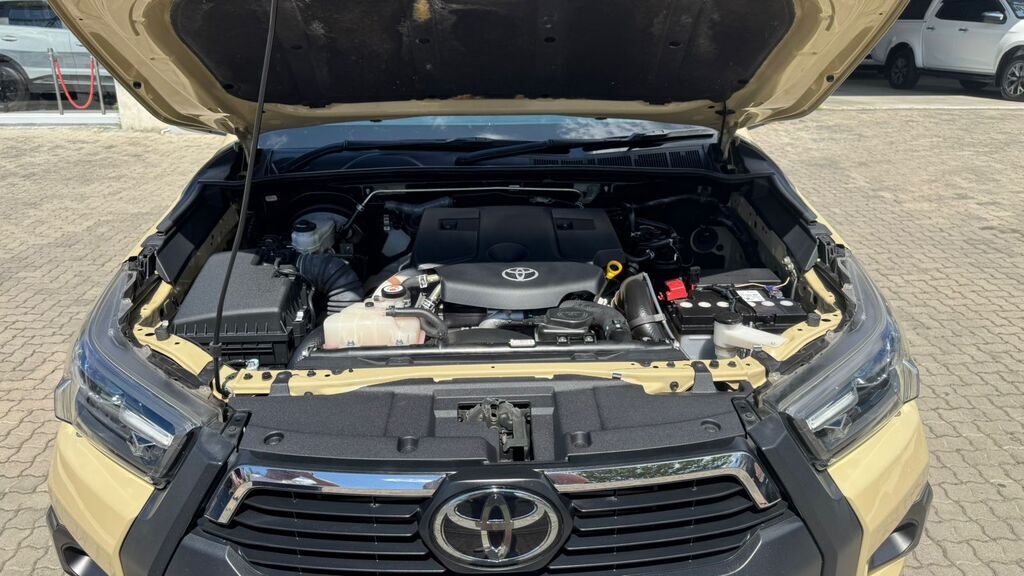 TOYOTA HILUX HILUX 2.8 GD-6 RB LEGEND 4X4 P/U D/C