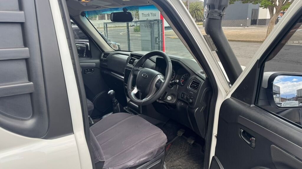 MAHINDRA SCORPIO PIK UP 2.2 mHAWK S6 REFRESH 4X4 P/U S/C - 8