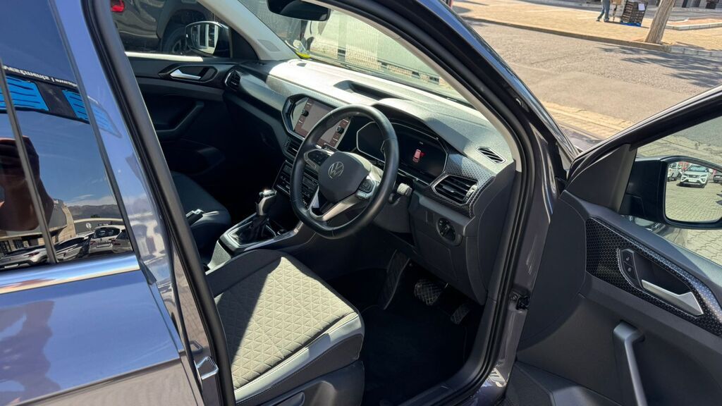 VOLKSWAGEN T-CROSS T-CROSS 1.5 TSI R-LINE DSG - 11