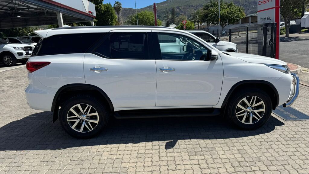 TOYOTA FORTUNER FORTUNER 2.8GD-6 R/B A/T - 6