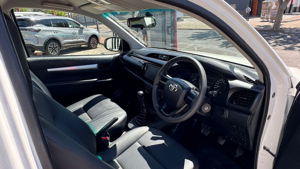 TOYOTA HILUX HILUX 2.4 GD S A/C P/U S/C