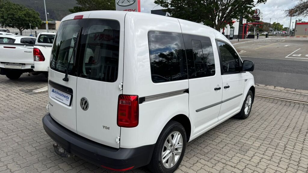 VOLKSWAGEN CADDY CADDY4 CREWBUS 2.0 TDi - 7