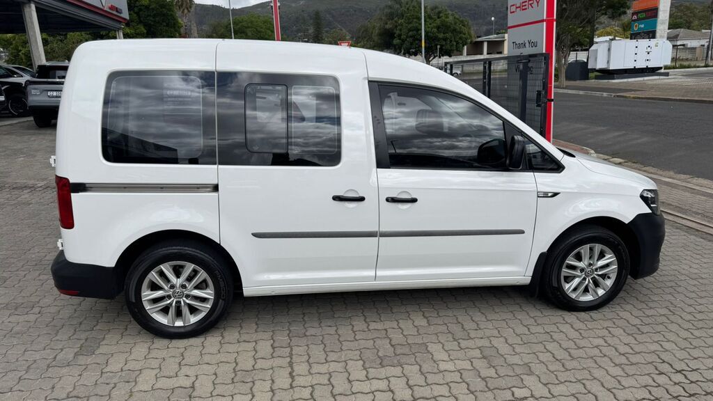 VOLKSWAGEN CADDY CADDY4 CREWBUS 2.0 TDi - 8