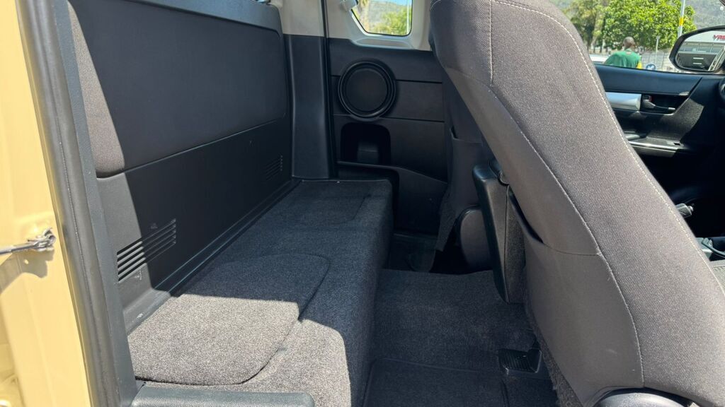 TOYOTA HILUX HILUX 2.4 GD-6 RB RAIDER P/U E/CAB - 8