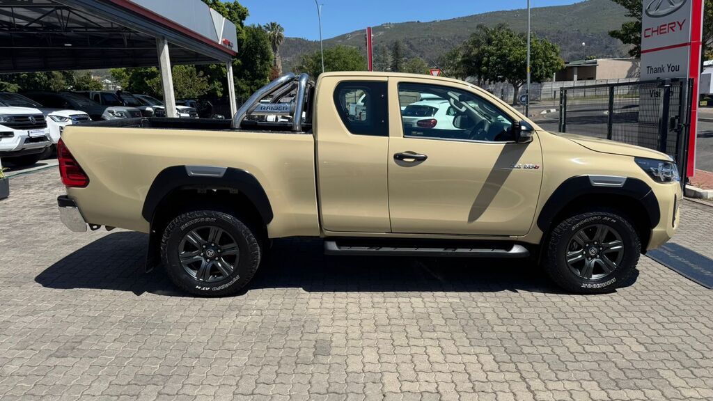 TOYOTA HILUX HILUX 2.4 GD-6 RB RAIDER P/U E/CAB - 9