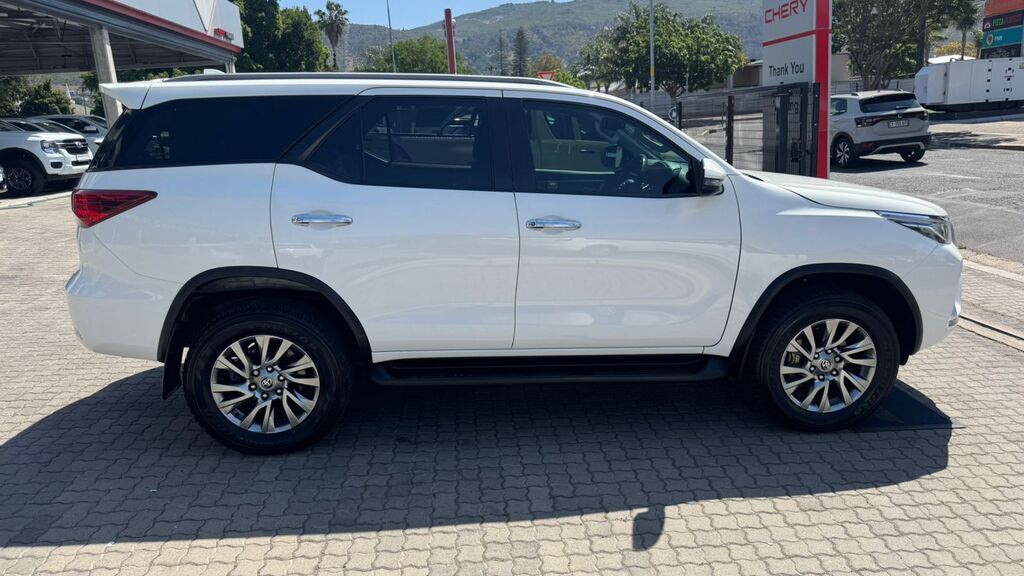 TOYOTA FORTUNER FORTUNER 2.8GD-6 4X4 A/T