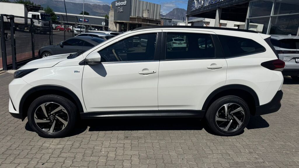 TOYOTA RUSH RUSH 1.5 A/T - 2