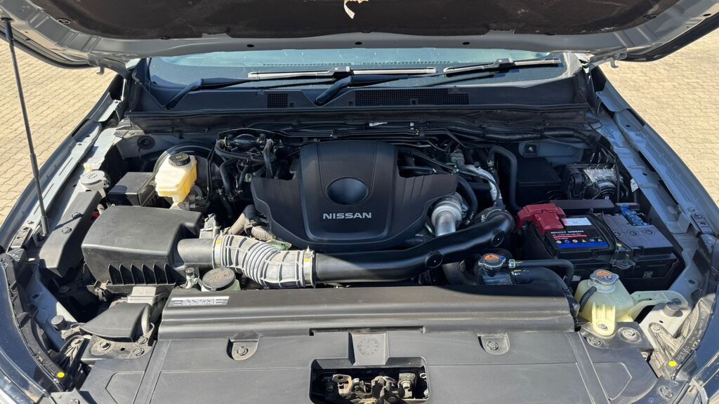 NISSAN NAVARA NAVARA 2.5DDTi PRO-2X A/T D/C P/U - 10