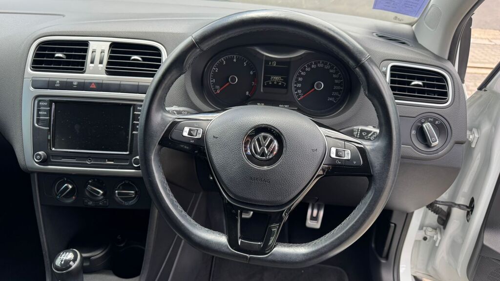 VOLKSWAGEN POLO VIVO POLO VIVO 1.6 MAXX (5DR) - 12