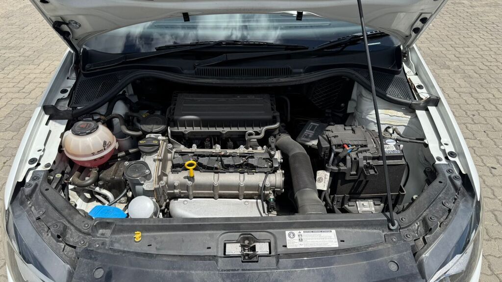 VOLKSWAGEN POLO VIVO POLO VIVO 1.6 MAXX (5DR) - 13