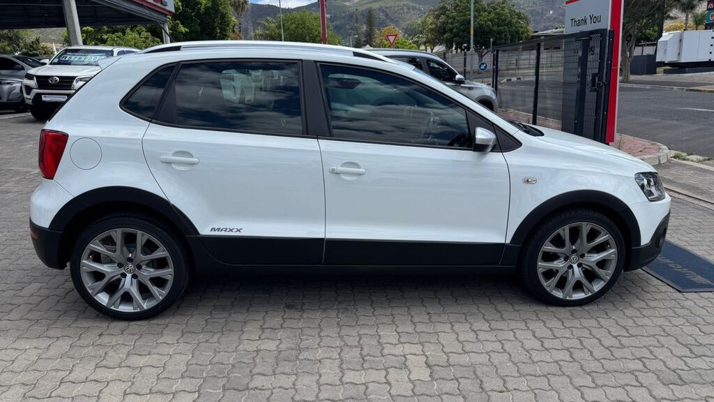 VOLKSWAGEN POLO VIVO POLO VIVO 1.6 MAXX (5DR) - 8