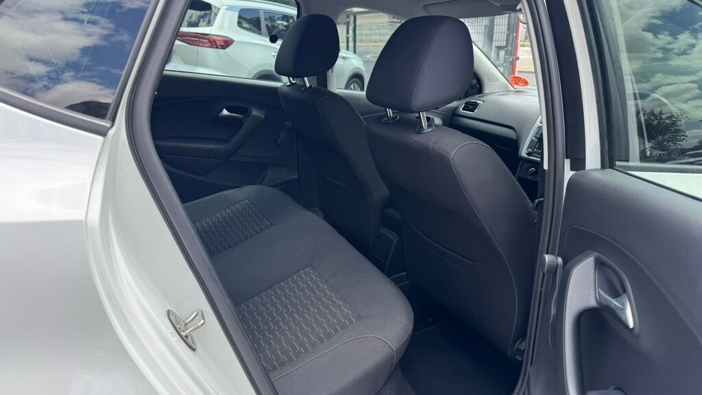 VOLKSWAGEN POLO VIVO POLO VIVO 1.6 MAXX (5DR) - 9