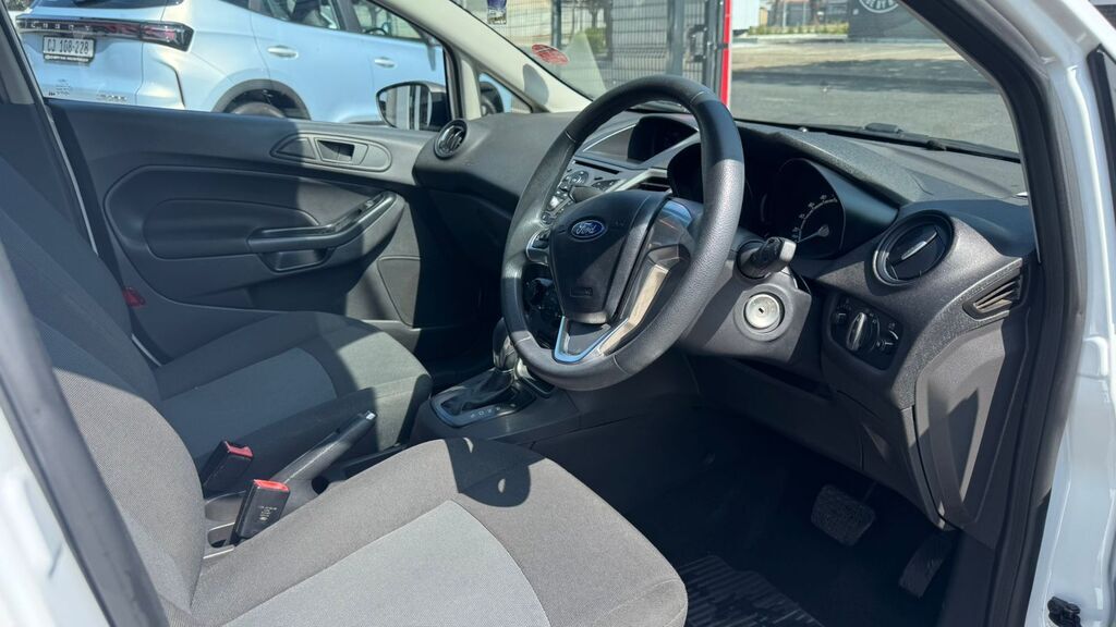 FORD FIESTA FIESTA 1.0 ECOBOOST AMBIENTE POWERSHIFT 5DR - 10