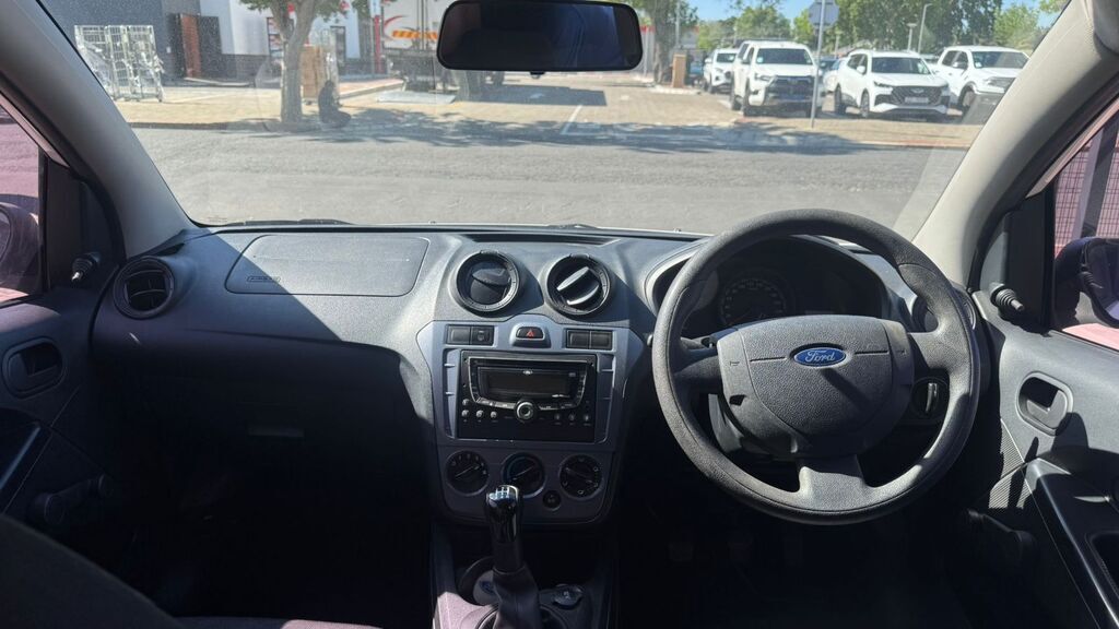 FORD FIGO FIGO 1.4 TDCi AMBIENTE - 9