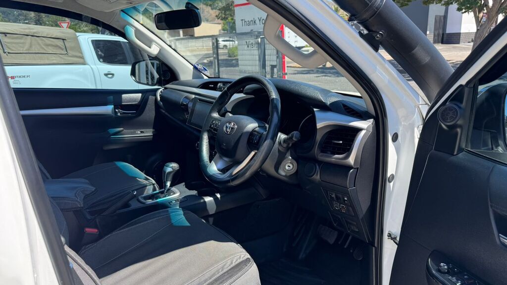 TOYOTA HILUX HILUX 2.8 GD-6 RAIDER 4X4 P/U D/C A/T - 11