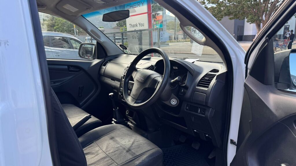 ISUZU D-MAX D-MAX 250 HO FLEETSIDE SAFETY S/C P/U