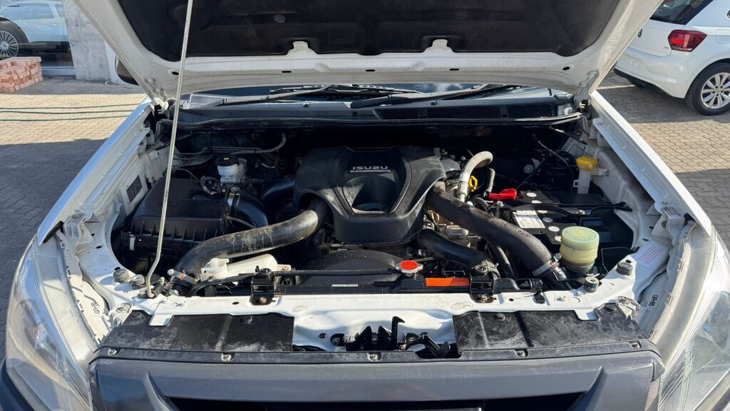 ISUZU D-MAX D-MAX 250 HO FLEETSIDE SAFETY S/C P/U