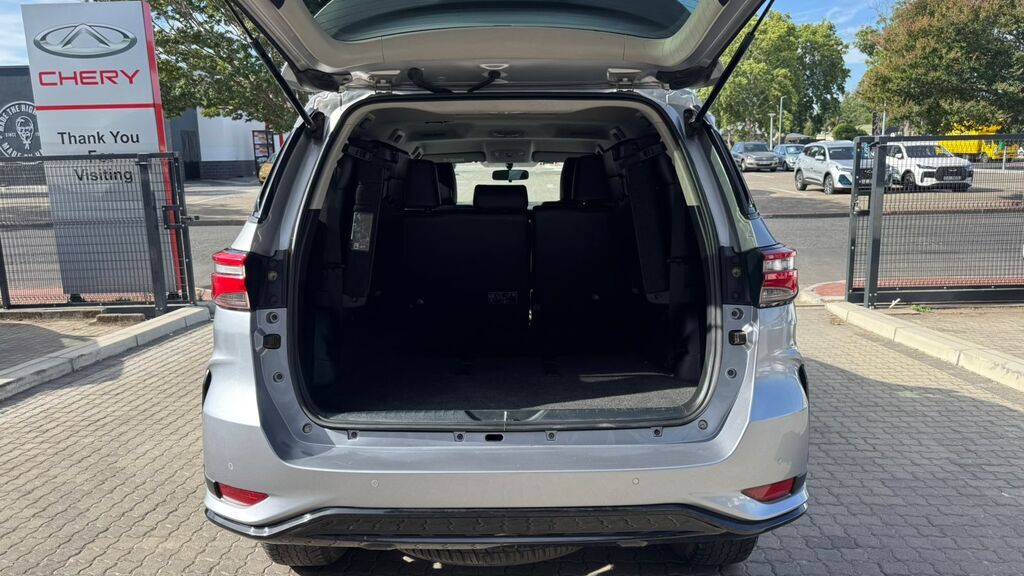 TOYOTA FORTUNER FORTUNER 2.4GD-6 R/B A/T - 5