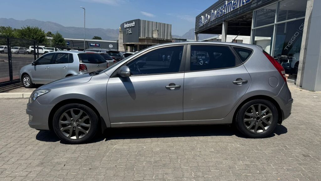 HYUNDAI I30 i30 1.6 - 2