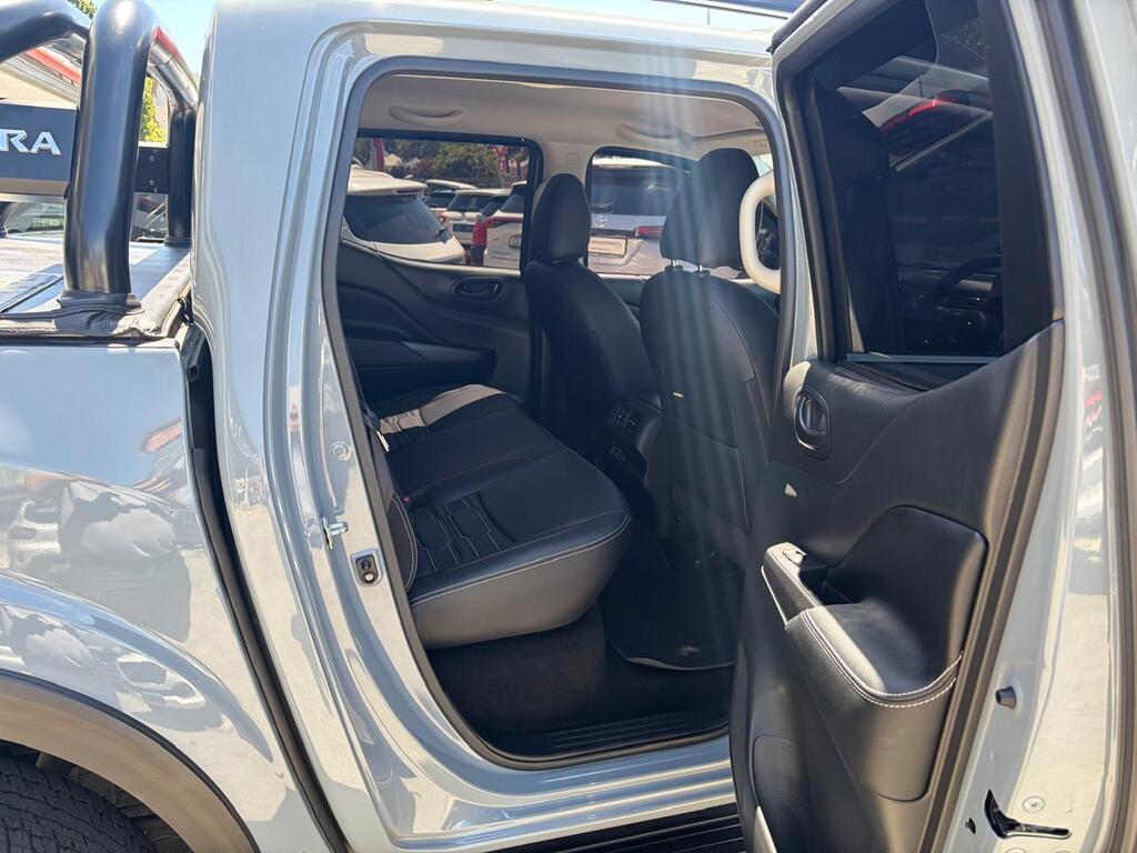 NISSAN NAVARA NAVARA 2.5DDTI PRO-4X 4X4 A/T D/C P/U - 10